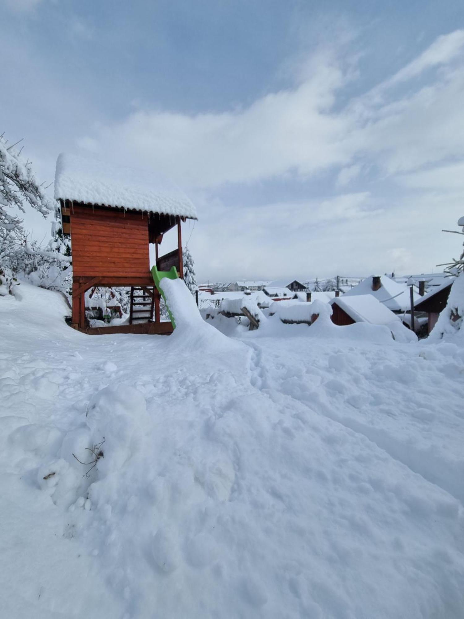 Cazare Casa Suw Toplita Magherus Exteriör bild